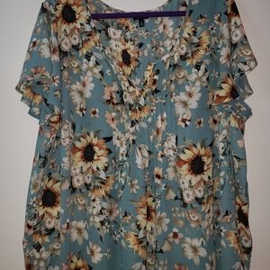 Torrid Size 3 pintuck blouse